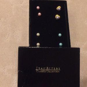 Joan Rivers interchangeable pearl heart earrings